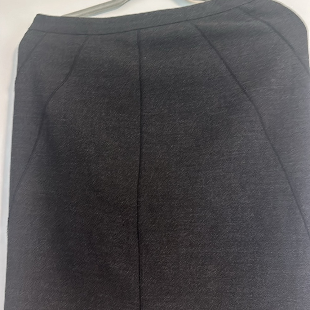 Classic Gray Suiting Skirt | Timeless Tailored Staple | Work to Weekend Chic - Picture 2 of 7